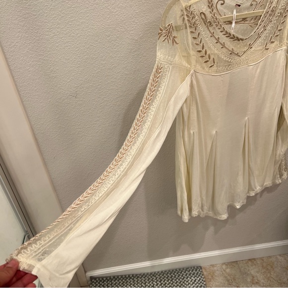 FREE PEOPLE Romantic JoJo Tee mixed Media Mesh Lace Long Sleeve Top - Picture 2 of 12